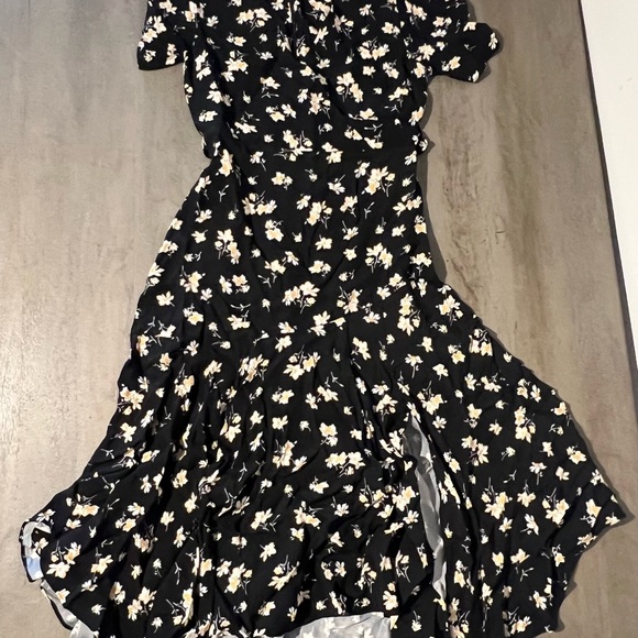 Evernew Floral Black Dress - Picture 3 of 6